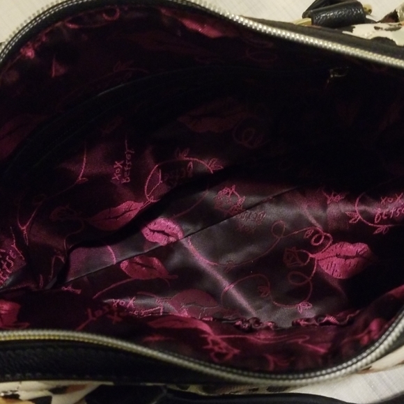 Betsey Johnson cheetah bag - Picture 4 of 4